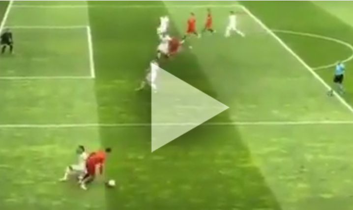 Tak Ronaldo ZAŁATWIŁ obrońcę Szwajcarii... :D [VIDEO]